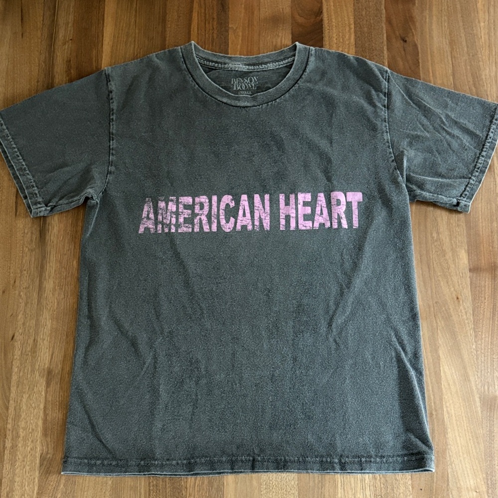 Benson Boone American Heart concert Graphic Tee Faded Charcoal with Pink Small
